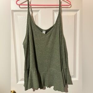 Old Navy green tank